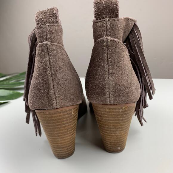 Steve Madden Ohio Western Ankle Boots Fringe Taupe Suede Heeled Women's 8.5 - Picture 12 of 14